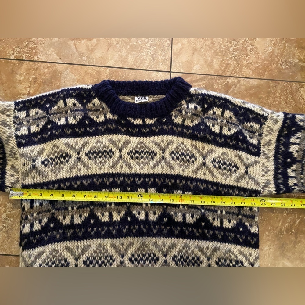 Vintage oversized Yeti Handknit Thick 100% Pure Nepal Wool Aztec sweater Size L - Picture 8 of 11
